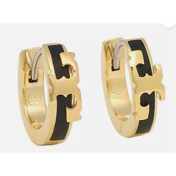 ✺✺ TORY BURCH SERIF T ENAMEL HUGGIE HOOP EARRINGS ✺✺ - Picture 1 of 3